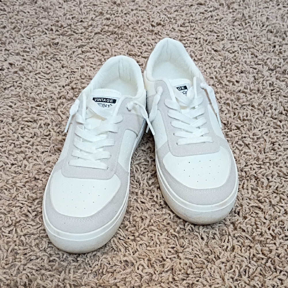 Vintage Havana Cream and White Sneakers